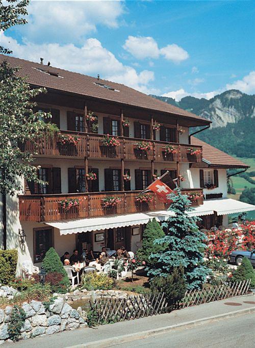 Hotel Restaurant Le Gruyerien Morlon Exterior foto